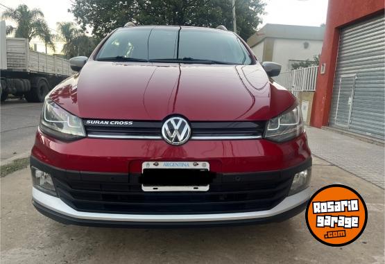 Autos - Volkswagen SURAN �HIGHLINE CROSS � 2015 Nafta 114000Km - En Venta