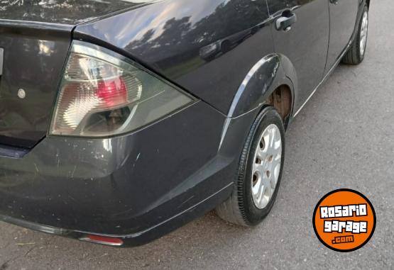 Autos - Ford Fiesta ambiente l�nea nue 2012 Nafta 115000Km - En Venta