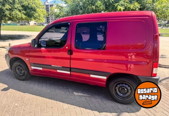 Utilitarios - Peugeot PARTNER CONFORT 1.4 2014 GNC  - En Venta