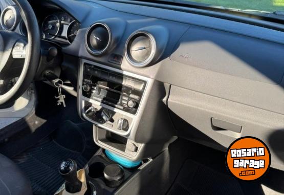 Autos - Volkswagen GOL TREND 1.6 PACK 3 2016 2016 Nafta 181000Km - En Venta