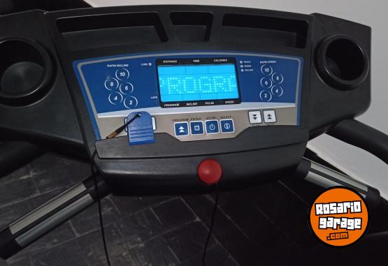 Deportes - Vendo cinta para correr, con sistema de inclinaci�n - En Venta