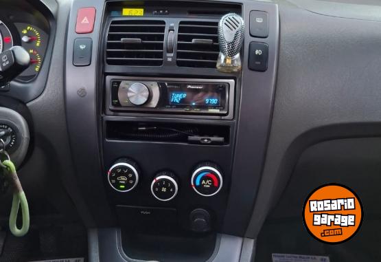 Camionetas - Hyundai Tucson 2007 Nafta 193000Km - En Venta