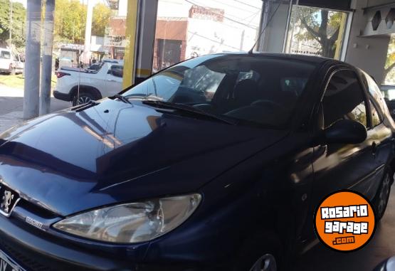 Autos - Peugeot 206 2005 Diesel 180000Km - En Venta