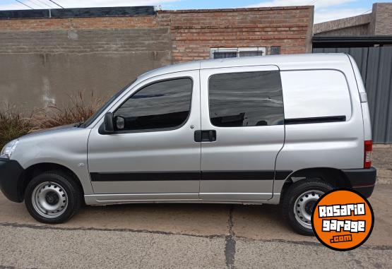 Utilitarios - Citroen Berlingo 2021 Nafta 38000Km - En Venta