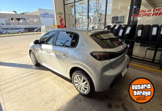 Autos - Peugeot 208 2022 Nafta 36000Km - En Venta