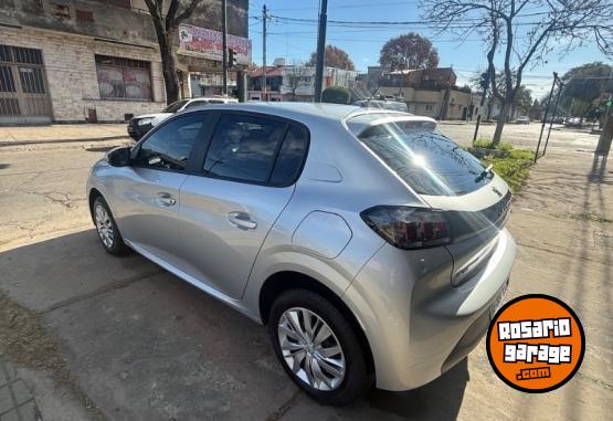 Autos - Peugeot 208 2022 Nafta 38000Km - En Venta