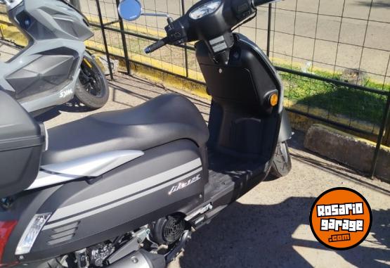 Motos - Kymco LIKE 125 2025 Nafta 1300Km - En Venta