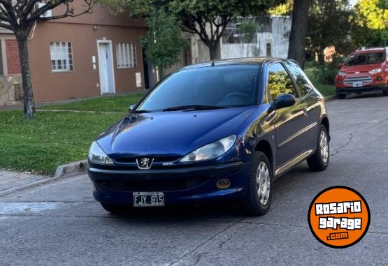 Autos - Peugeot 206 2005 Diesel 180000Km - En Venta