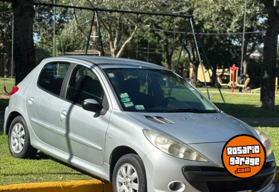 Autos - Peugeot 207 Compact 2009 Nafta 180000Km - En Venta