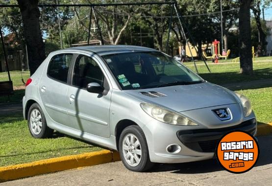 Autos - Peugeot 207 Compact 2009 Nafta 180000Km - En Venta