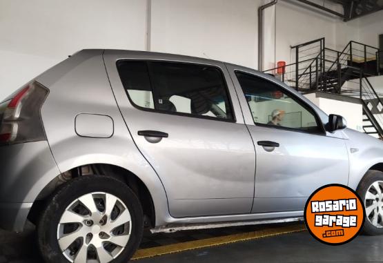 Autos - Renault Sandero 2013 Nafta 160000Km - En Venta