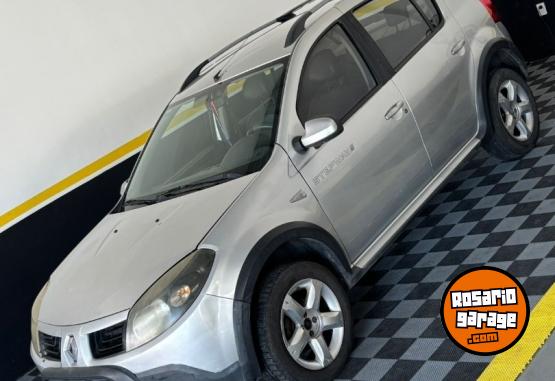 Autos - Renault Sandero STEPWAY 2010 Nafta 180000Km - En Venta