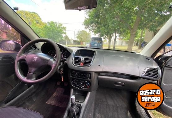 Autos - Peugeot 207 2010 Nafta 137000Km - En Venta