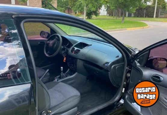 Autos - Peugeot 207 2010 Nafta 137000Km - En Venta