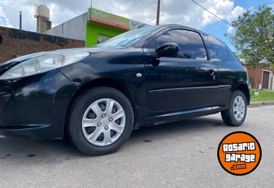 Autos - Peugeot 207 2010 Nafta 137000Km - En Venta