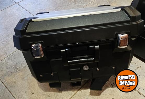Accesorios para Motos - Ba�les laterales y top case �frica Twin 1000 - En Venta