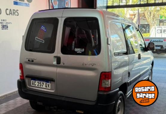 Utilitarios - Citroen Berlingo multispace 2018 Diesel 130000Km - En Venta
