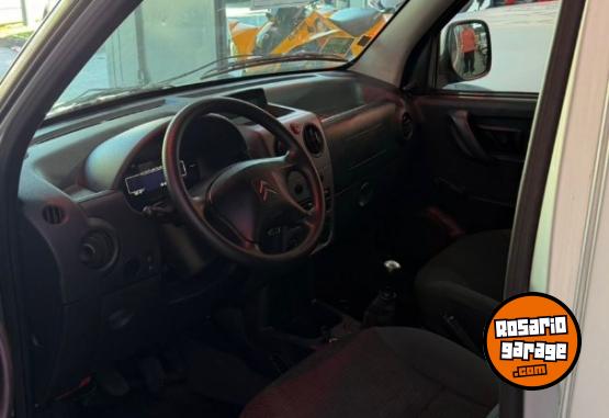 Utilitarios - Citroen Berlingo multispace 2018 Diesel 130000Km - En Venta