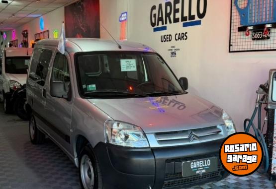 Utilitarios - Citroen Berlingo multispace 2018 Diesel 130000Km - En Venta