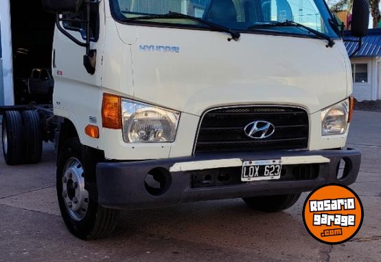 Camiones y Gr�as - Hyundai Hd78 - Chasis - 2012 - En Venta