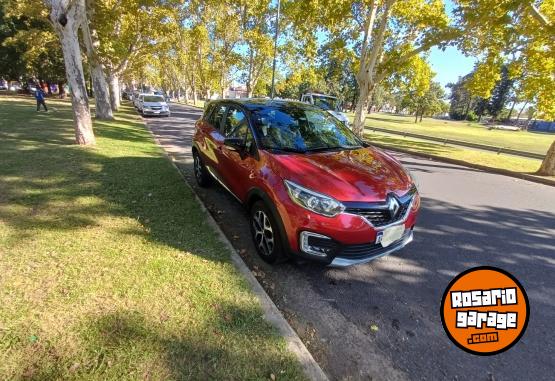 Autos - Renault Captur 2021 Nafta 46900Km - En Venta