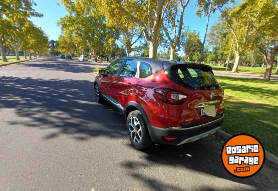 Autos - Renault Captur 2021 Nafta 46900Km - En Venta