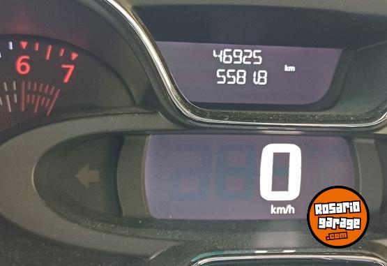 Autos - Renault Captur 2021 Nafta 46900Km - En Venta