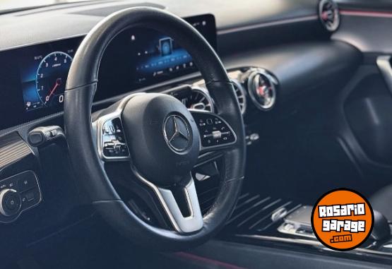Autos - Mercedes Benz A200 2019 Nafta 82000Km - En Venta