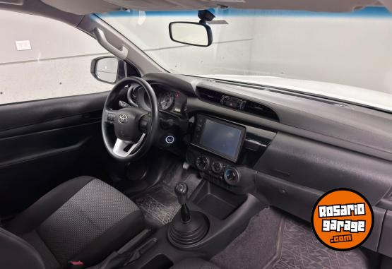 Camionetas - Toyota HILUX 2022 Diesel 95000Km - En Venta