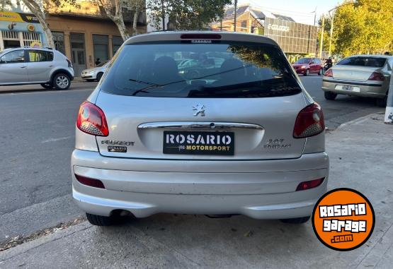 Autos - Peugeot 207 2014 Nafta 140000Km - En Venta