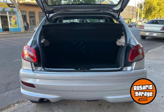 Autos - Peugeot 207 2014 Nafta 140000Km - En Venta