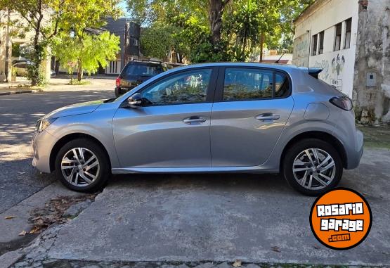 Autos - Peugeot 208 feline 2023 Nafta 69000Km - En Venta