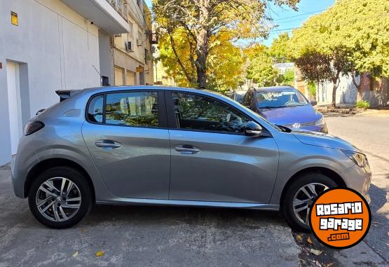 Autos - Peugeot 208 feline 2023 Nafta 69000Km - En Venta