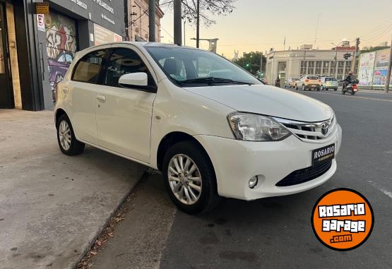 Autos - Toyota Etios 2015 Nafta  - En Venta