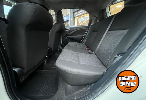 Autos - Toyota Etios 2015 Nafta - En Venta