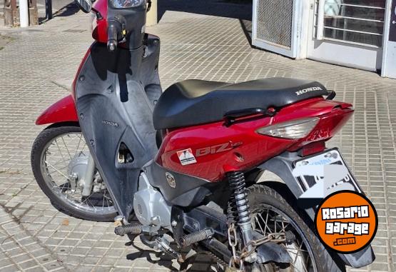 Motos - Honda Biz 2014 Nafta 27015Km - En Venta