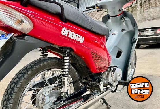 Motos - Corven Energy 2025 Nafta 3300Km - En Venta