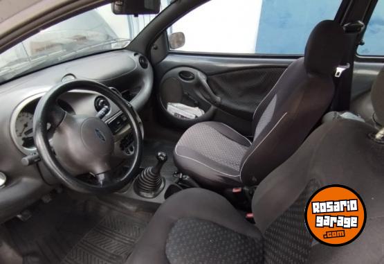 Autos - Ford KA 2004 Nafta 200000Km - En Venta
