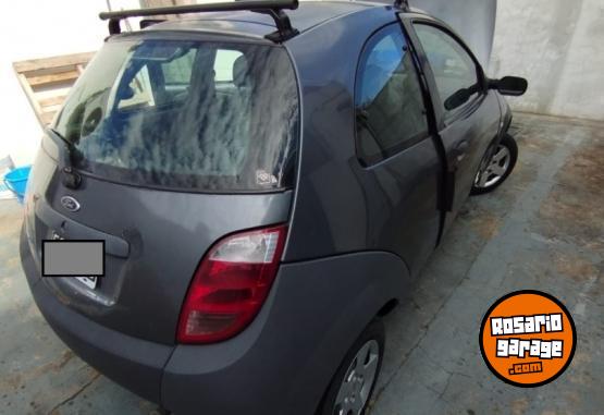 Autos - Ford KA 2004 Nafta 200000Km - En Venta
