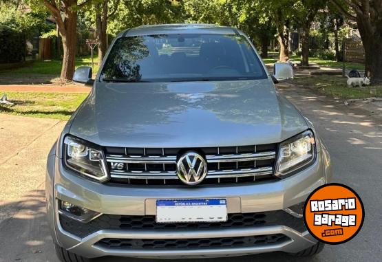 Camionetas - Volkswagen Amarok v6 highline 2022 Diesel 40000Km - En Venta