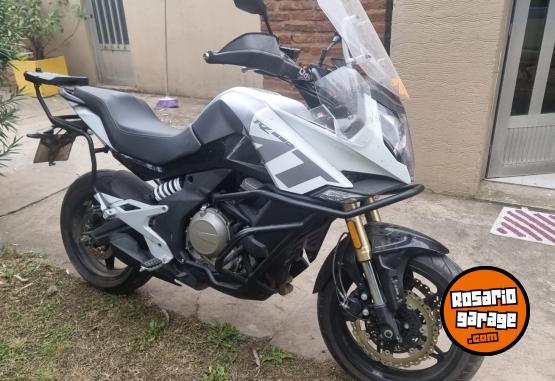 Motos - CF 650 MT 2023 Nafta 8900Km - En Venta