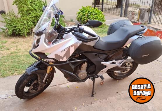 Motos - CF 650 MT 2023 Nafta 8900Km - En Venta