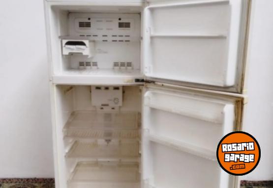Hogar - HELADERA con FREEZER PHILCO no frost - En Venta