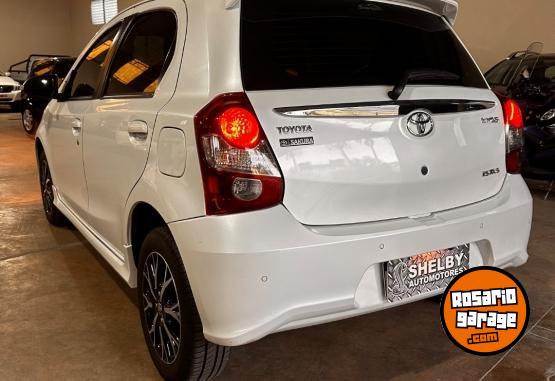 Autos - Toyota Etios 2023 Nafta 25000Km - En Venta