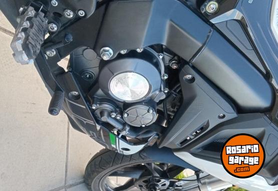 Motos - Benelli 180s 2021 Nafta 8300Km - En Venta