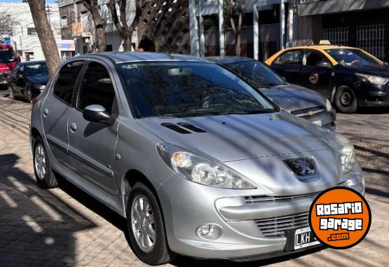 Autos - Peugeot 207 Compact 2012 Diesel 170000Km - En Venta
