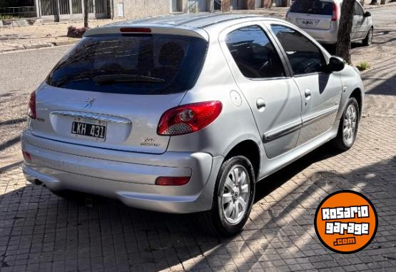 Autos - Peugeot 207 Compact 2012 Diesel 170000Km - En Venta