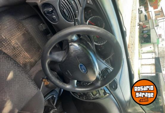 Autos - Ford Focus ambiente 2009 Nafta 216000Km - En Venta