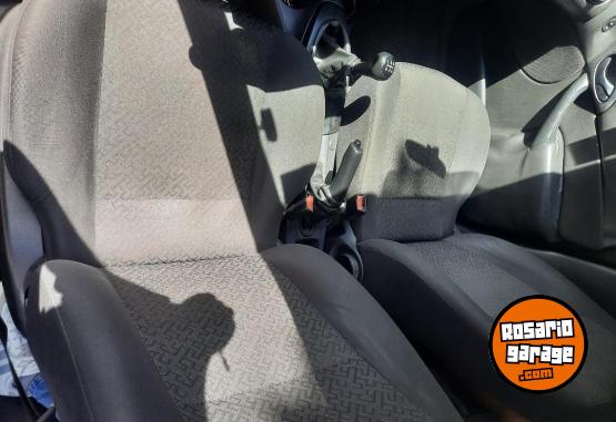 Autos - Ford Focus ambiente 2009 Nafta 216000Km - En Venta