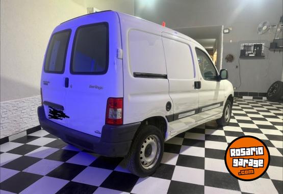 Utilitarios - Citroen Berlingo 2016 Diesel 122500Km - En Venta